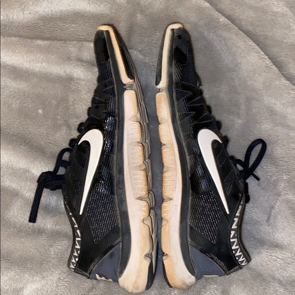 Nike Running Shoes - Picture 2 of 3